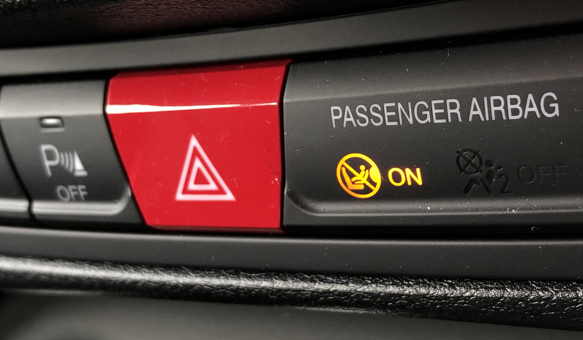 Do Semitrucks Have Airbags? Mini Madness